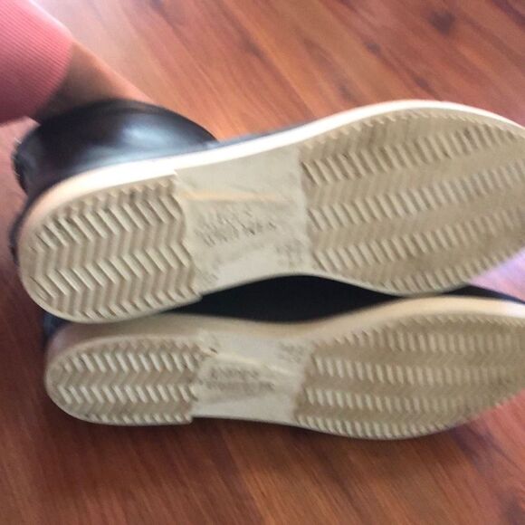 ALICE + WHITTLES legacy minimalist Low cut black white rain boot size10￼ - Picture 4 of 8